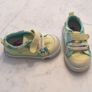 See Kai Run Kristin sneaker